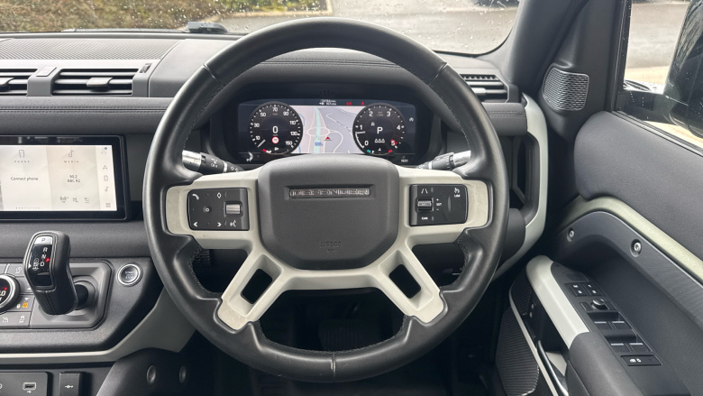 Land Rover Defender 2.0 D200 SE 110 5dr Auto Diesel Estate